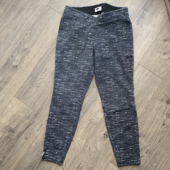 Fleece lined leggings black and white Sz ~> Medium - Picture 2 of 4